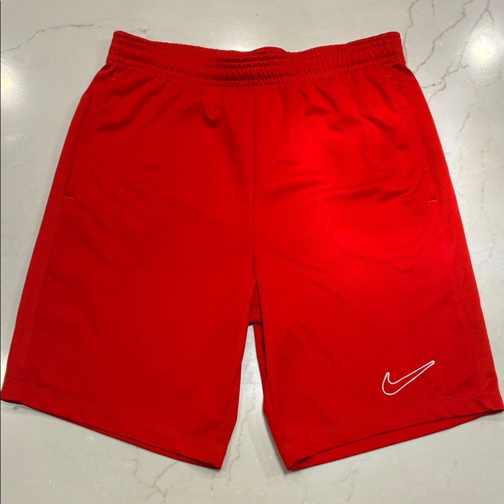 Nike boys (L) Red athletic shorts